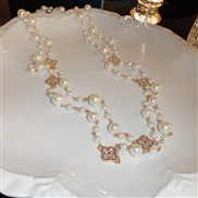 ( necklace  white)Korea diamond flowers Pearl long necklace fashion temperament high sweater chain samll