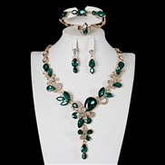 ( green)  occidental style crystal gem necklace clavicle set four exaggerating bride woman