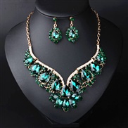 ( green)  occidental style crystal gem necklace earrings set banquet woman exaggerating