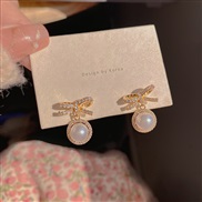 (EH1654gold ~ Silver needle)Korea Pearl love ear stud sweet diamond bow earrings palace wind Earring fashion elegant