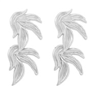 ( Silver)autumn multilayer Alloy leaves flowers Metal earrings woman occidental style exaggerating temperament Earringe