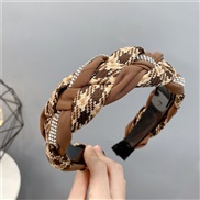 (coffeeg )Autumn and Winter style houndstooth twisted weave Headband fully-jewelled chain Headband woman Korean style b