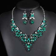 ( green) occidental style Pearl necklace earrings set Alloy exaggerating fashion gem