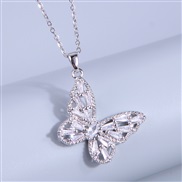 fashion concise sweetOL bronze flash diamond butterfly temperament woman personality necklace