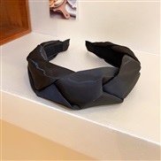 (  black) elegant high twisted Headband leather fashion width high