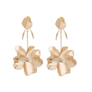 ( Gold)occidental style retro palace temperament Metal flowers earrings long style wind three-dimensional earring