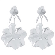 ( White K)E exaggerating geometry flowers earrings  Metal wind samll personality three-dimensional earring