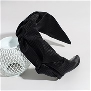 ( black)occidental stylePU cortex Headband Stripe pure color width brief Headband Cloth