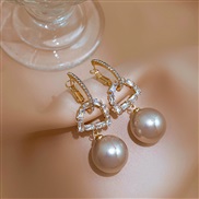 ( Silver needle  champagnePearl D)silver fashion Rhinestone zircon WordD Pearl earring occidental styleins fashion temp