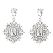 ( white)earrings fashion colorful diamond series Alloy diamond earrings woman occidental style retro palace wind earring