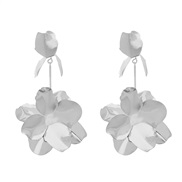 ( Silver)fashion occidental style palace retro multilayer Alloy flowers earrings woman exaggerating Metal earring trend