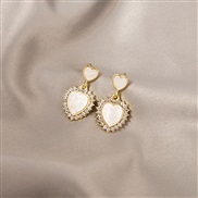 (E  /)silver black white embed diamond flower romantic love ear stud temperament palace wind earrings