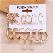 (ER)occidental style Bohemia earrings exaggerating temperament Pearl pendant earrings triangle diamond
