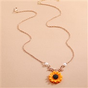 ( yellow Rose Gold)creative  Pearl sun flower necklace woman temperament fashion day pendant