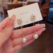(Egold )silver Japan and Korea wind all-Purpose super temperament Pearl flowers earrings woman long style tassel person