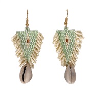 ( A styleLigh green )Bohemia wind triangle earrings woman  handmade beads romantic Shells pendant arring
