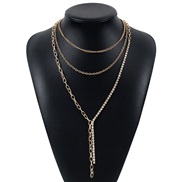 ( Gold) exaggerating multilayerY chain claw chain splice necklace  fashion creative chain woman