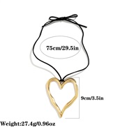 (2 )occidental style exaggerating big love pendant necklace  fashion Metal sweater chain samll