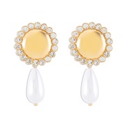 ( Gold) palace wind Ladies temperament Pearl earrings  retro samll embed drop earring woman