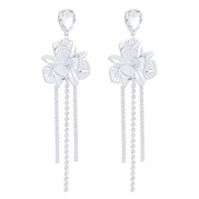 ( White K+White Diamond )E occidental style long style flowers tassel earrings  exaggerating retro elegant personality 