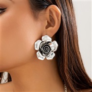 (  Silver 3 52)occidental style ethnic style retro flowers necklace woman samll all-Purpose velvet flowers Collarneckla