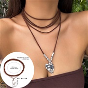 ( 3  Silver 6 76)occidental style  exaggerating Metal big love necklace  twining velvet Peach heart
