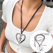 ( 5  Mixed color 61 5)occidental style  exaggerating Metal big love necklace  twining velvet Peach heart