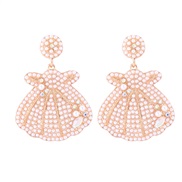 ( white)occidental style creative cartoon Shells Pearl earrings lovely woman Earring
