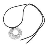 ( Silver)Autumn and Winter Alloy necklace occidental style exaggerating woman cirque Metal pendant super long style