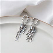 (E5919 2/ Silver)Korean style Metal leaves tassel earrings  brief high earring occidental style circle geometry Earring