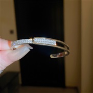 (  Silver(gold  electroplated ) gold zircon hollow opening bangle samll high fashion temperament all-Purpose woman