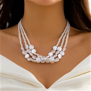 ( 5 Gold 5555)occidental style  temperament Pearl necklace  creative Irregular chain clavicle woman