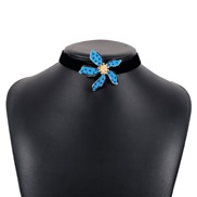 ( blue) elegant multicolor flowers necklace  retro wind velvet enamel temperament chain