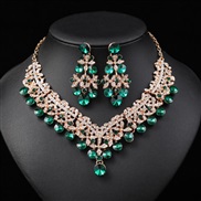 ( green) occidental style Pearl necklace earrings set Alloy exaggerating fashion