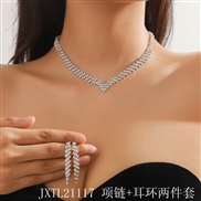 (JXTL21117  necklace+ Two piece suit1)  occidental style bride brief clavicle necklace earrings set