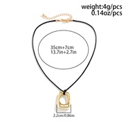( 3 Gold 5698E2)occidental style  exaggerating big love pendant necklace  fashion personality velvet woman