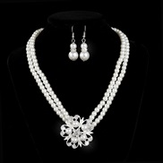(Suit 9) bride sweater chain chain diamond Artificial Pearl necklace ear stud bracelet set