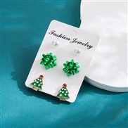 ( green)christmas cartoon enamel Santa Claus Earring christmas tree flowers Pearl earrings ear stud