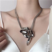 ( Silver)occidental style exaggerating personality surface multilayer chain Word buckle necklace temperament clavicle c