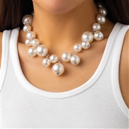 ( 1  White K 5725E1)occidental style  exaggerating big Beads short style circle woman  punk temperament imitate Pearl C