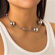 ( 2  White K 5742)occidental style  exaggerating big Beads short style circle woman  punk temperament imitate Pearl Col