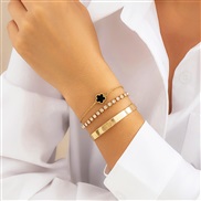 ( Gold+ black 4767)occidental style  retro Rhinestone chain clover bracelet  brief geometry surface bangleracelet