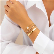 ( Gold+ white 4767)occidental style  retro Rhinestone chain clover bracelet  brief geometry surface bangleracelet