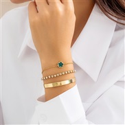 ( Gold+ green 4767)occidental style  retro Rhinestone chain clover bracelet  brief geometry surface bangleracelet