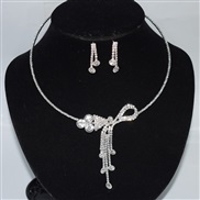 (XL 2174  Silver)occidental style bride leaves flowers silver color necklace earrings two Rhinestone claw chain set