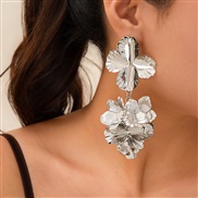 ( White k 314 )occidental style Earring geometry Metal three-dimensional flowers ear stud lady brief windearrings