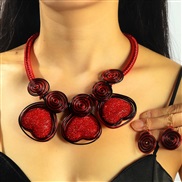 ( red)occidental style exaggerating personality wind all-Purpose Round clavicle chain  samll retro all-Purpose necklac