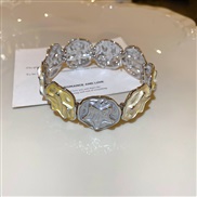 ( Bracelet  white  gray  yellow)Irregular Round Five-pointed star bracelet more wind personality samll woman