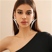 ( White K 3 79)occidental style exaggerating geometry triangle tube ear stud woman personality trend Metal Earring