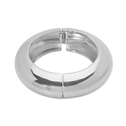 ( White K)occidental style surface circle cirque bangle  exaggerating classic opening Metal wind